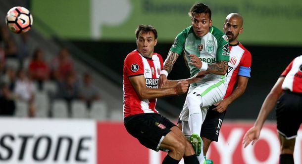 Estudiantes frente a Atlético Nacional