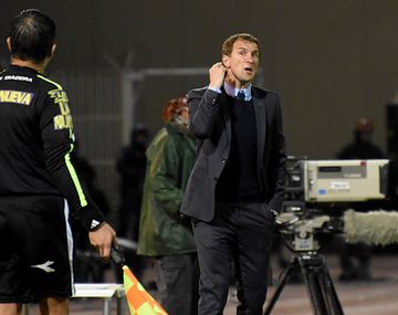 Arruabarrena terminó enojado con Monzón por la expulsión