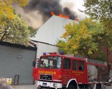 Las imágenes que dejó un nuevo incendio en Iron Mountain
