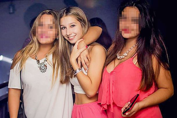 Nahir Galarza y sus amigas