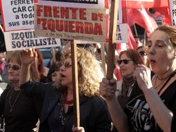 La izquierda llama a votar en blanco en caso de balotaje