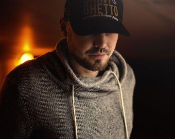 Cuál es el impacto psicológico de usar gorra todos los días: ¿hace mal?