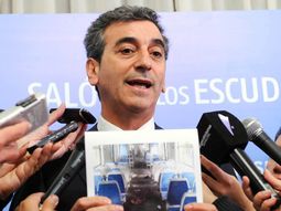 es indignante como mienten, un pais no se construye asi es indignante como mienten, un pais no se construye asi