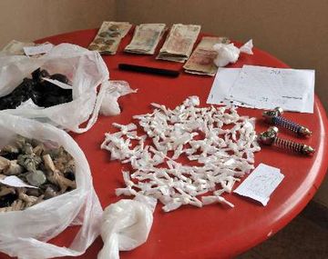 Secuestraron diez mil dosis de paco