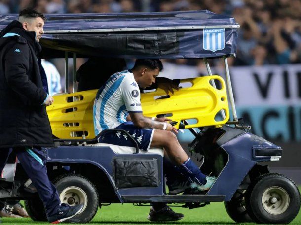Malas noticias en Racing: confirmaron la lesión de Roger Martínez