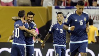 lavezzi ya esta en rosario para el casamiento de messi lavezzi ya esta en rosario para el casamiento de messi