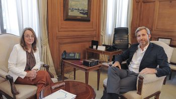 con macri en reposo, frigerio siguio la agenda y recibio a alicia kirchner con macri en reposo, frigerio siguio la agenda y recibio a alicia kirchner