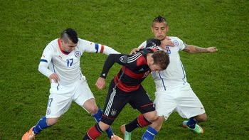 amistosos: alemania le gano a chile y brasil goleo a sudafrica amistosos: alemania le gano a chile y brasil goleo a sudafrica