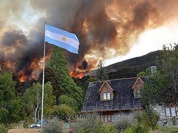 esta descontrolado el incendio en chubut y avanza en lago puelo esta descontrolado el incendio en chubut y avanza en lago puelo