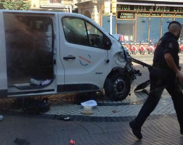VIDEO: Ésta es la camioneta del atentado