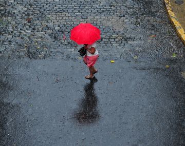 Rige un alerta por lluvias intensas en la Ciudad para todo el martes