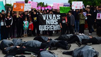 La marcha NiUnaMenos en Río Negro. La marcha NiUnaMenos en Río Negro.