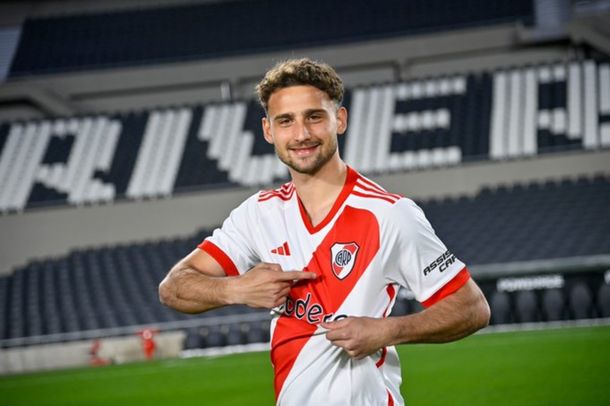 Sebastián Boselli fue presentado cómo refuerzo de River