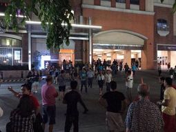 Tiroteo y explosiones en un lujoso hotel de Filipinas Tiroteo y explosiones en un lujoso hotel de Filipinas