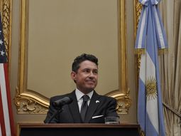 Noah Mamet, renunció a la embajada Noah Mamet, renunció a la embajada