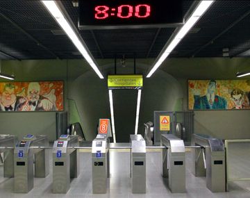Vuelven a amenazar con paros rotativos en el Subte