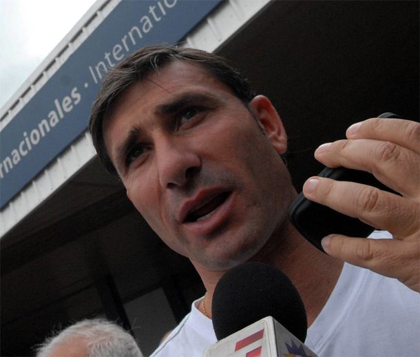 Abbondanzieri a Román:  No podés irte y volver cuando querés