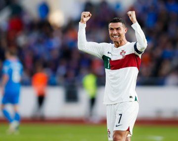 Cristiano marcó un nuevo récord en Portugal y lo celebró con un gol agónico