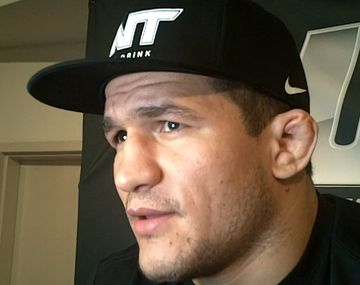 Junior Dos Santos: Quiero ser como Neymar