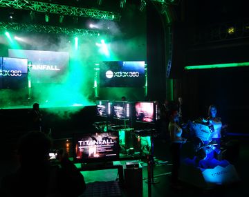 Los Titanes invadieron Buenos Aires en la presentación de Titanfall