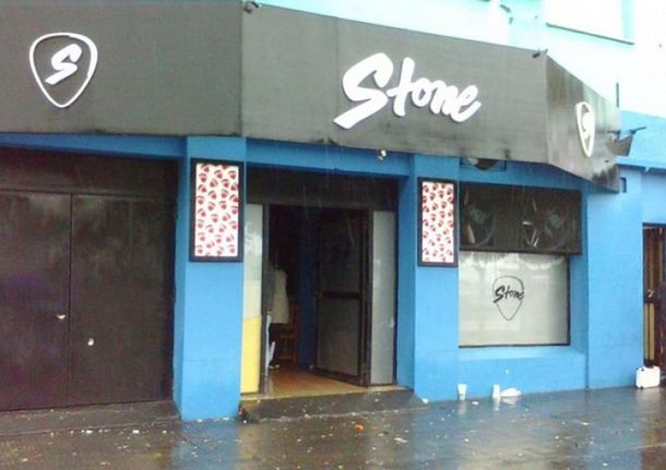 Una promotora fue baleada al frente de un boliche en Rosario