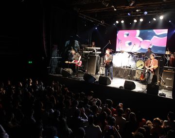 El rock nacional acompañó a Mega en sus 14 años