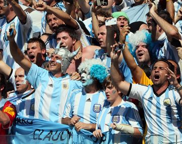 Golpes en la platea entre fanáticos de Argentina y de Brasil