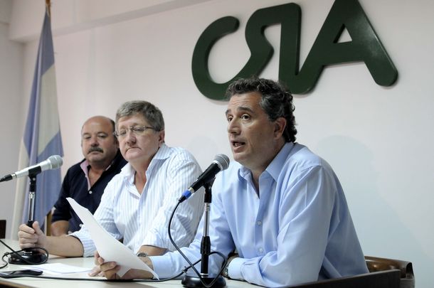 Sin la Federación Agraria, el campo anuncia un cese de comercialización de tres días