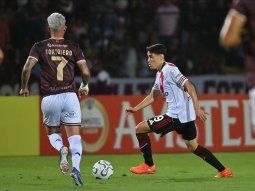 river termino con vina atajando y lo gano sobre la hora en venezuela con un golazo de salas river termino con vina atajando y lo gano sobre la hora en venezuela con un golazo de salas