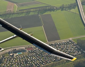 El Solar Impulse II llegó a China