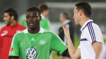 el blooper del ano: el insolito gol que fallo el rival del bayern munich de guardiola el blooper del ano: el insolito gol que fallo el rival del bayern munich de guardiola