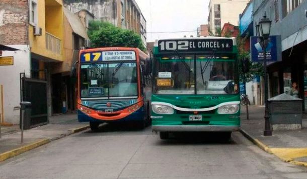 Se levantó el paro de colectivos en el interior del país