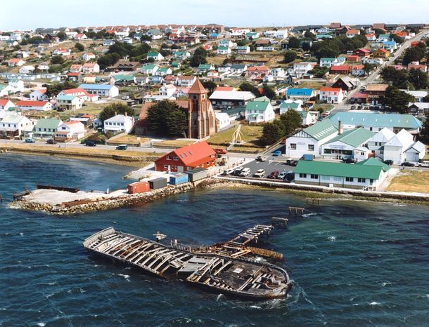 Gran Bretaña se compromete a luchar para preservar a las Malvinas