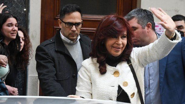 Cristina Kirchner: Quieren prohibir las manifestaciones de amor y de apoyo