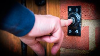 otra estafa con el verso del corralito: ahora le robaron $300 mil a una mujer otra estafa con el verso del corralito: ahora le robaron $300 mil a una mujer