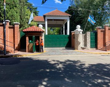 Los últimos mensajes que envió el soldado que se quitó la vida en la Quinta de Olivos: así lo extorsionaban