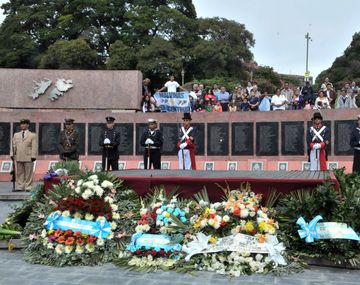Funcionario de las Malvinas tildó de enfermos a homenajes por la guerra