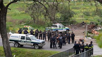 hallan un cuerpo calcinado en una bolsa en berazategui hallan un cuerpo calcinado en una bolsa en berazategui