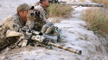 Un sniper le dio a un terrorista que estaba a 3.450 metros Un sniper le dio a un terrorista que estaba a 3.450 metros