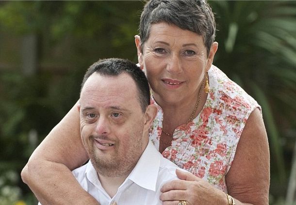 Aberrantes palabras de una madre con un hijo Down: Me gustaría que no hubiera nacido