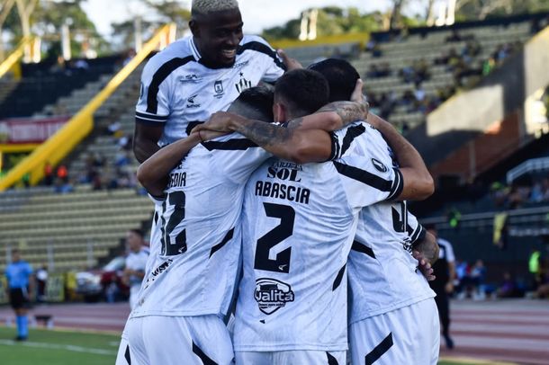 Central Córdoba le ganó de visitante a Deportivo Táchira y es líder invicto de su grupo de Copa Libertadores