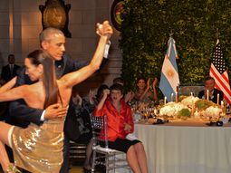 obama se animo a bailar tango en la cena de honor en el cck obama se animo a bailar tango en la cena de honor en el cck