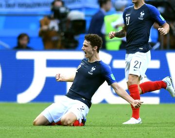 Benjamin Pavard en la selección de Francia - Crédito: fifa.com 