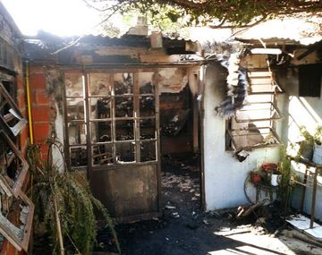 Trágico incendio en Tolosa: mueren los seis integrantes de una familia