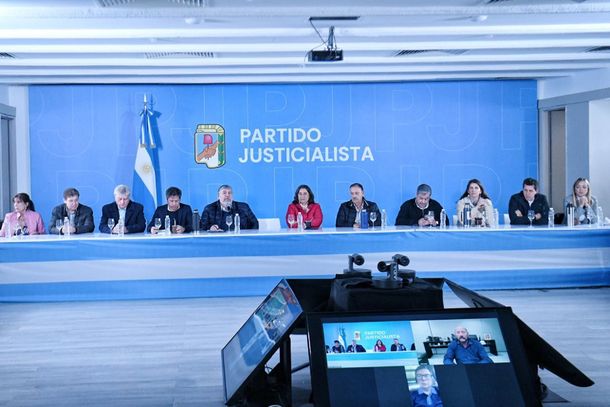 Con Axel Kicillof, se lleva a cabo una reunión de gobernadores peronistas en la sede del PJ