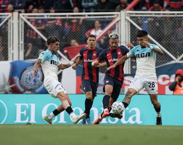 Va por todo: Racing ganó sobre la hora en el Nuevo Gasómetro y sueña con el título