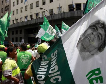 Moyano pidió un 34% de aumento para los camioneros