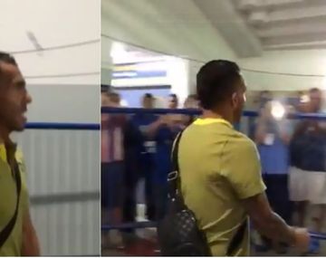 Recibimiento a Tevez por los hinchas de Boca en la Bombonera