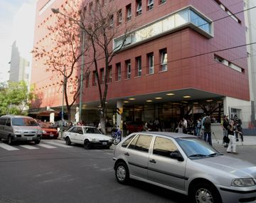 A un médico del Italiano le robaron $12 mil en dos horas