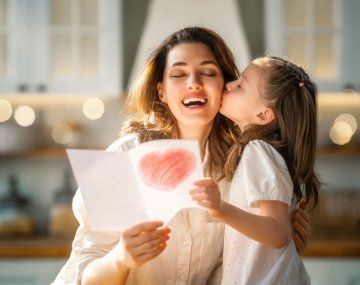 Cuándo es el Día de la Madre en Argentina en este 2025
